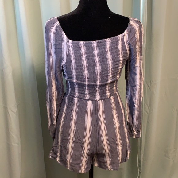 - NWOT JUSTICE JUMPER - - Picture 3 of 6